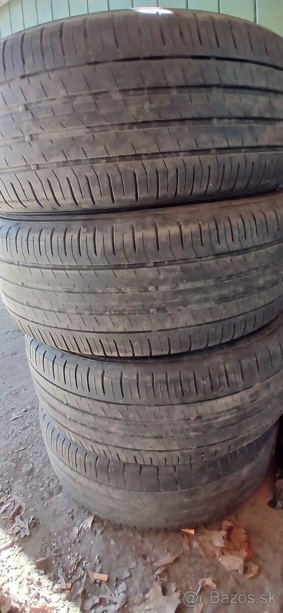 225/55 R17 Letné pneumatiky Falken