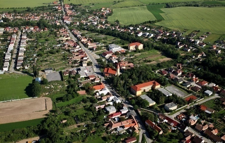 Pozemok Suchá nad Parnou