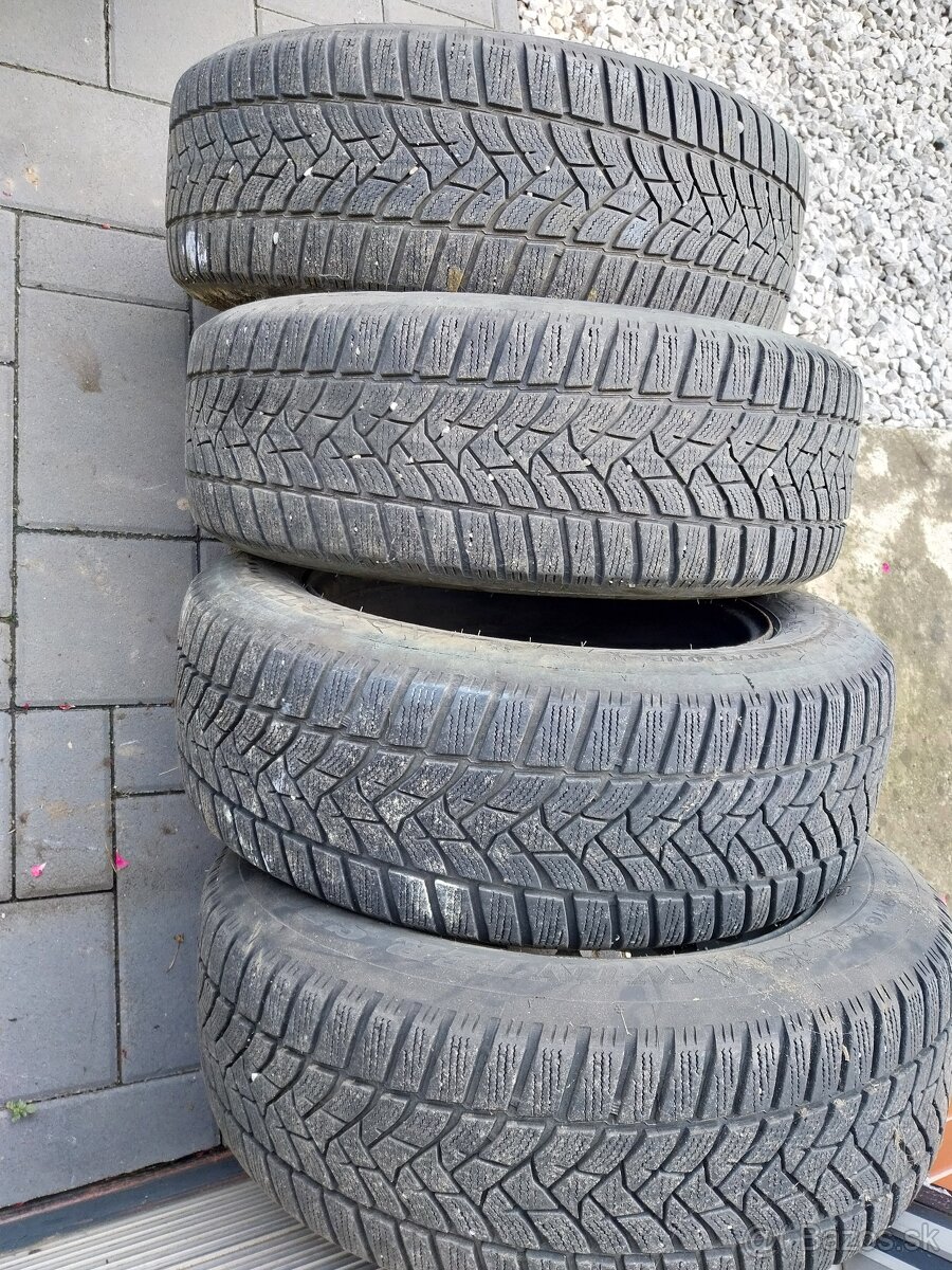 Zimne 215/60r16