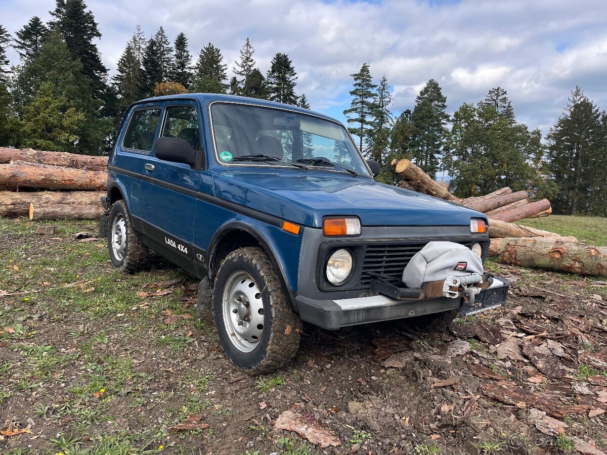 Lada Niva 4x4 r. 2012