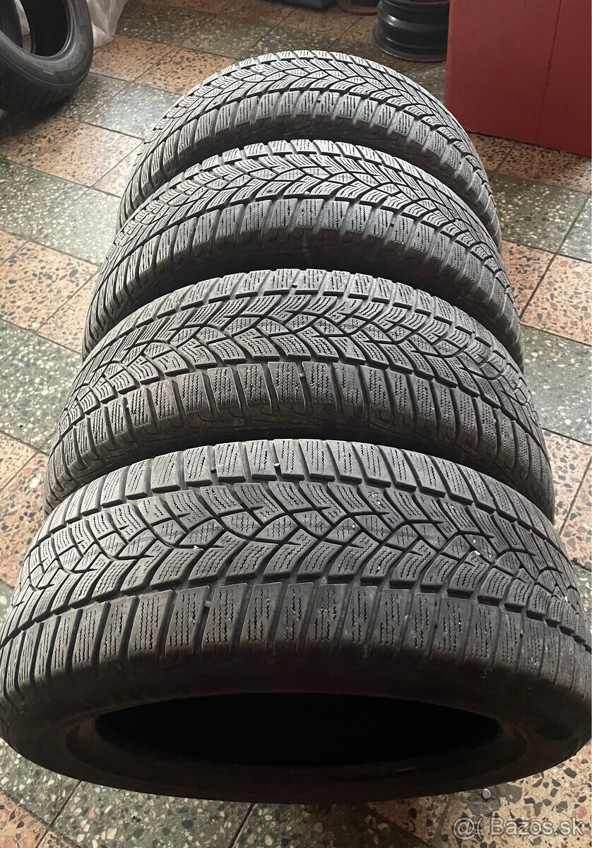 Predám zimné pneumatiky 215/55 r17 GOODYEAR