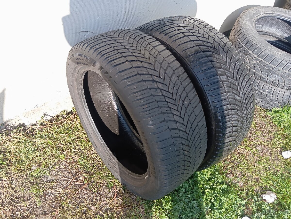 Predám zimné pneumatiky 2ks 235/50r19