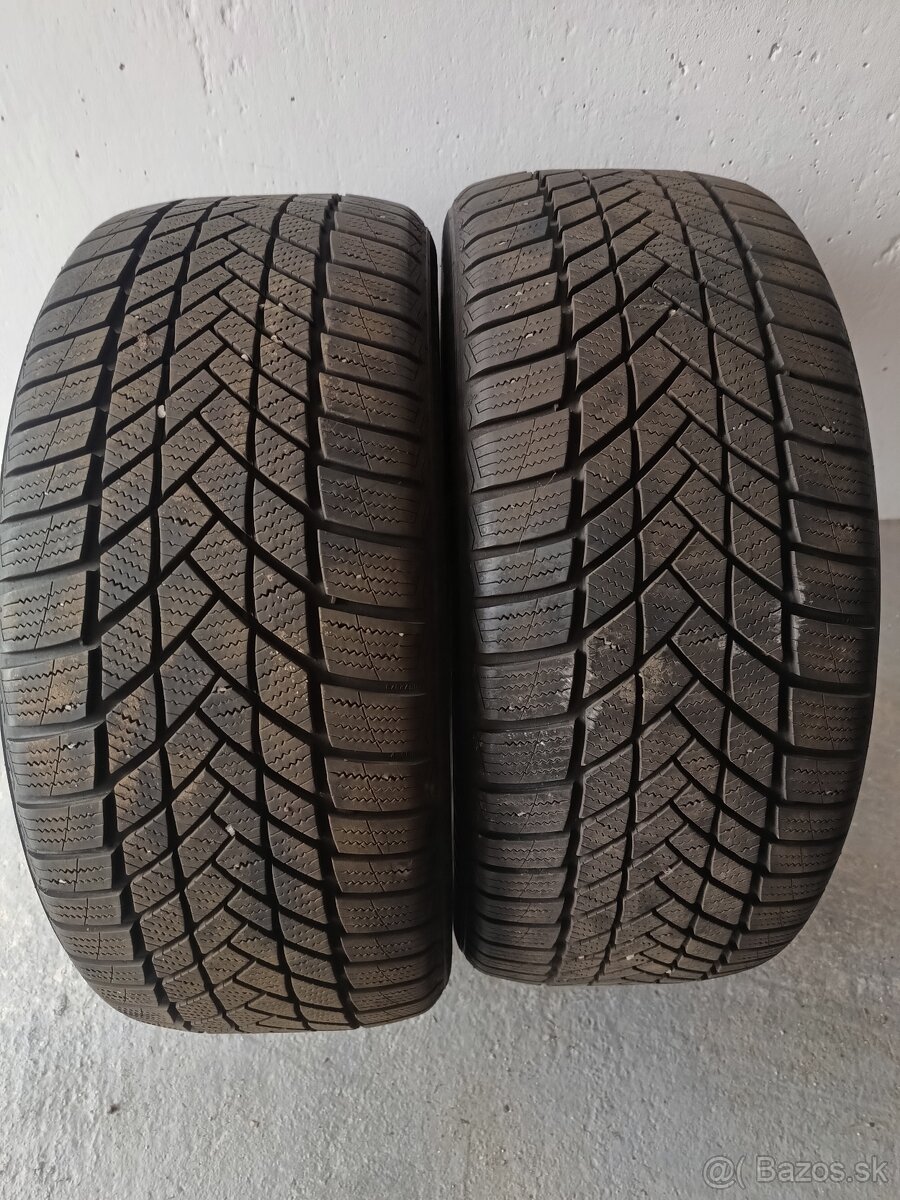 235/40 R18 zimne pneumatiky