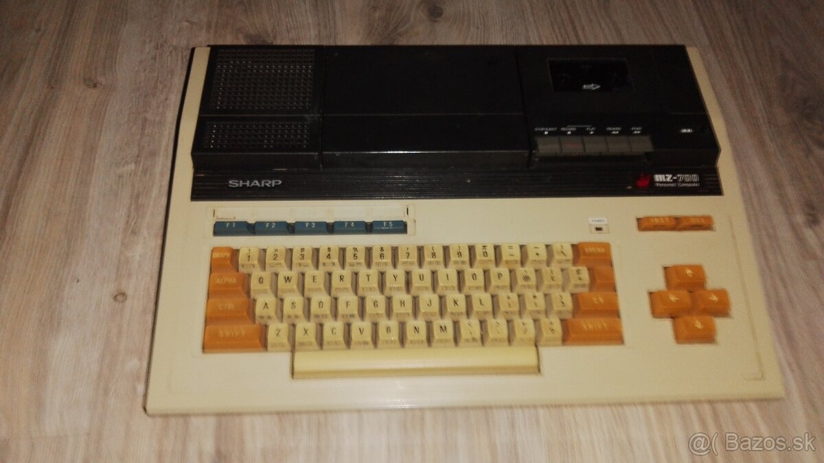 Prodám počítač Sharp MZ-721 .