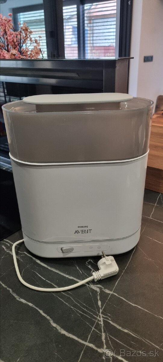 Philips Avent elektricky parny sterilizator