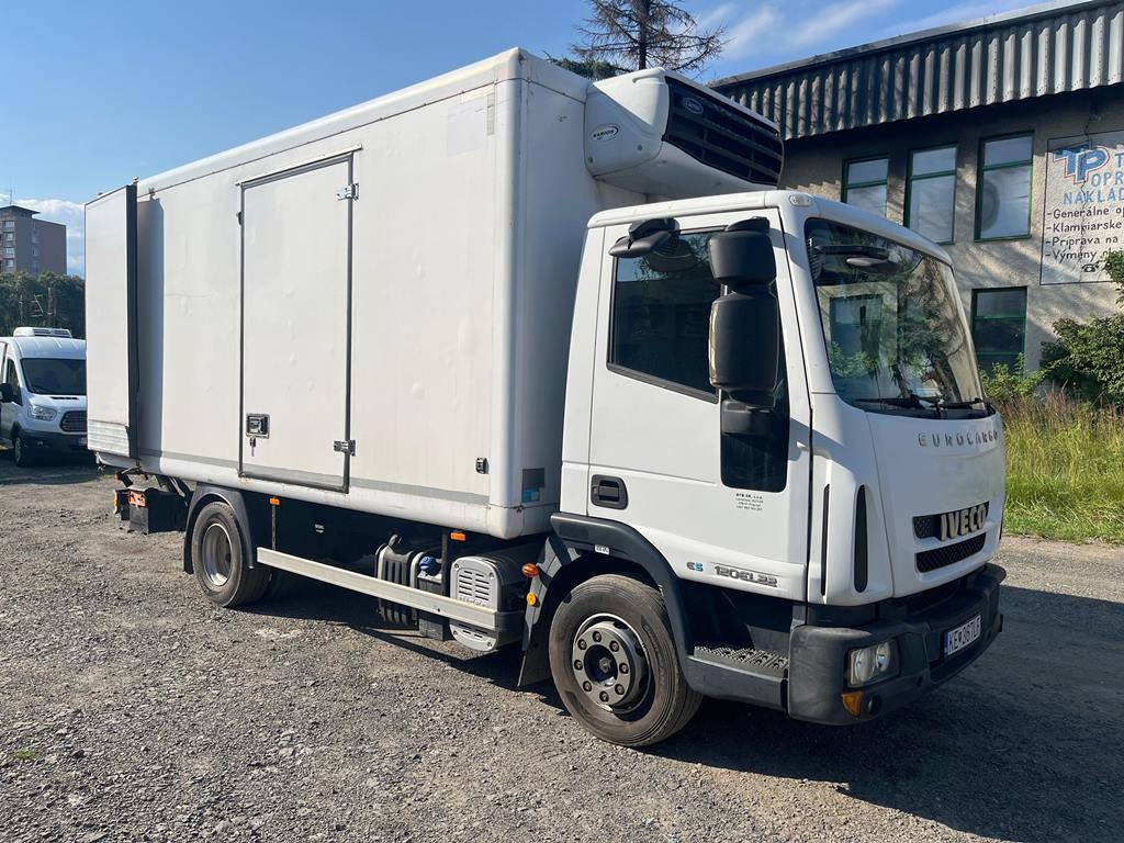 Iveco Eurocargo 12T,160kW,izoterma,chladiarenské,mraziak