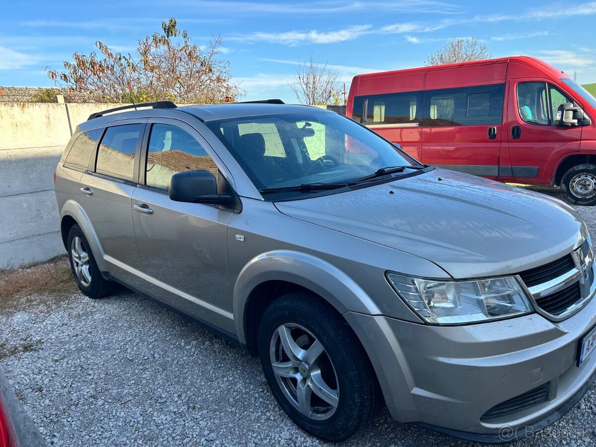 Dodge journey 2.0 crd 103 kw, rozpredam