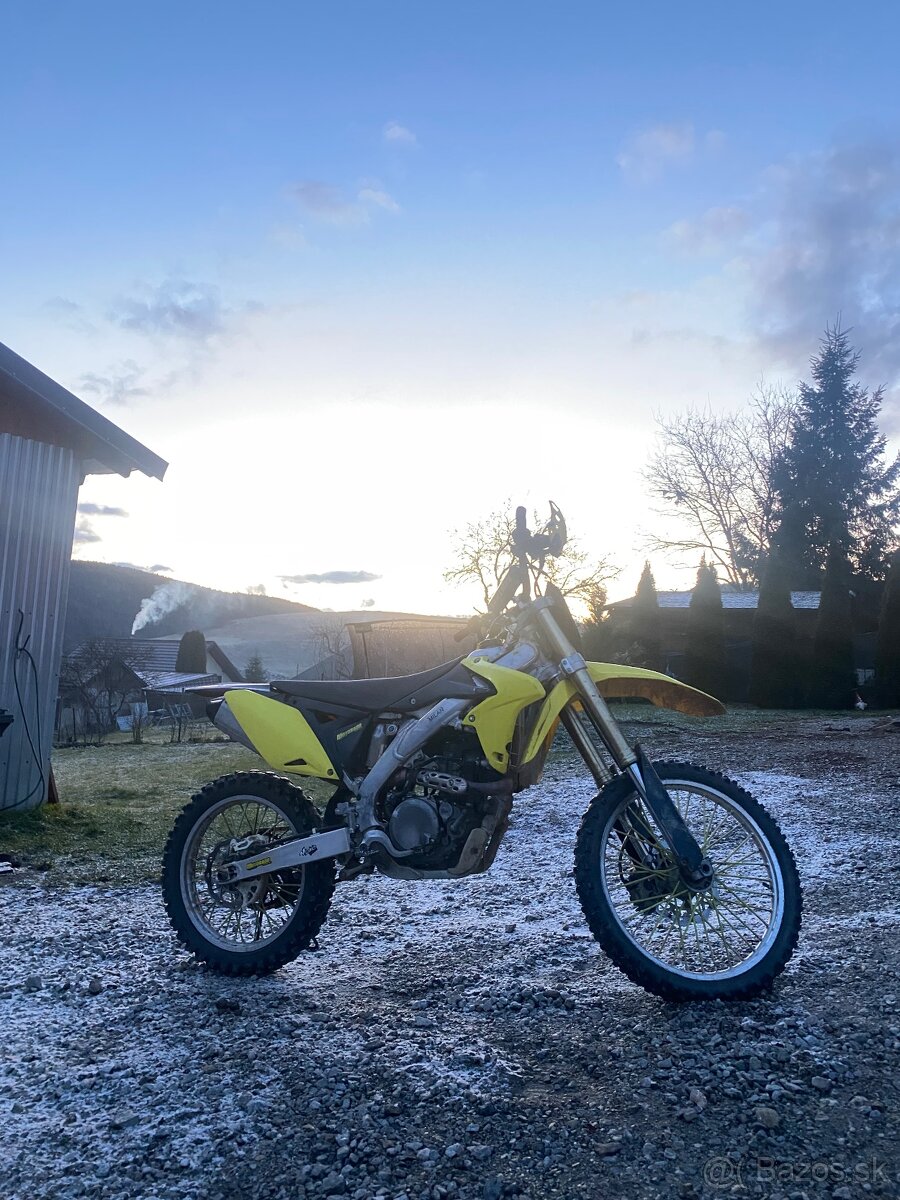 Suzuki RMZ 450 ( RM450Z )