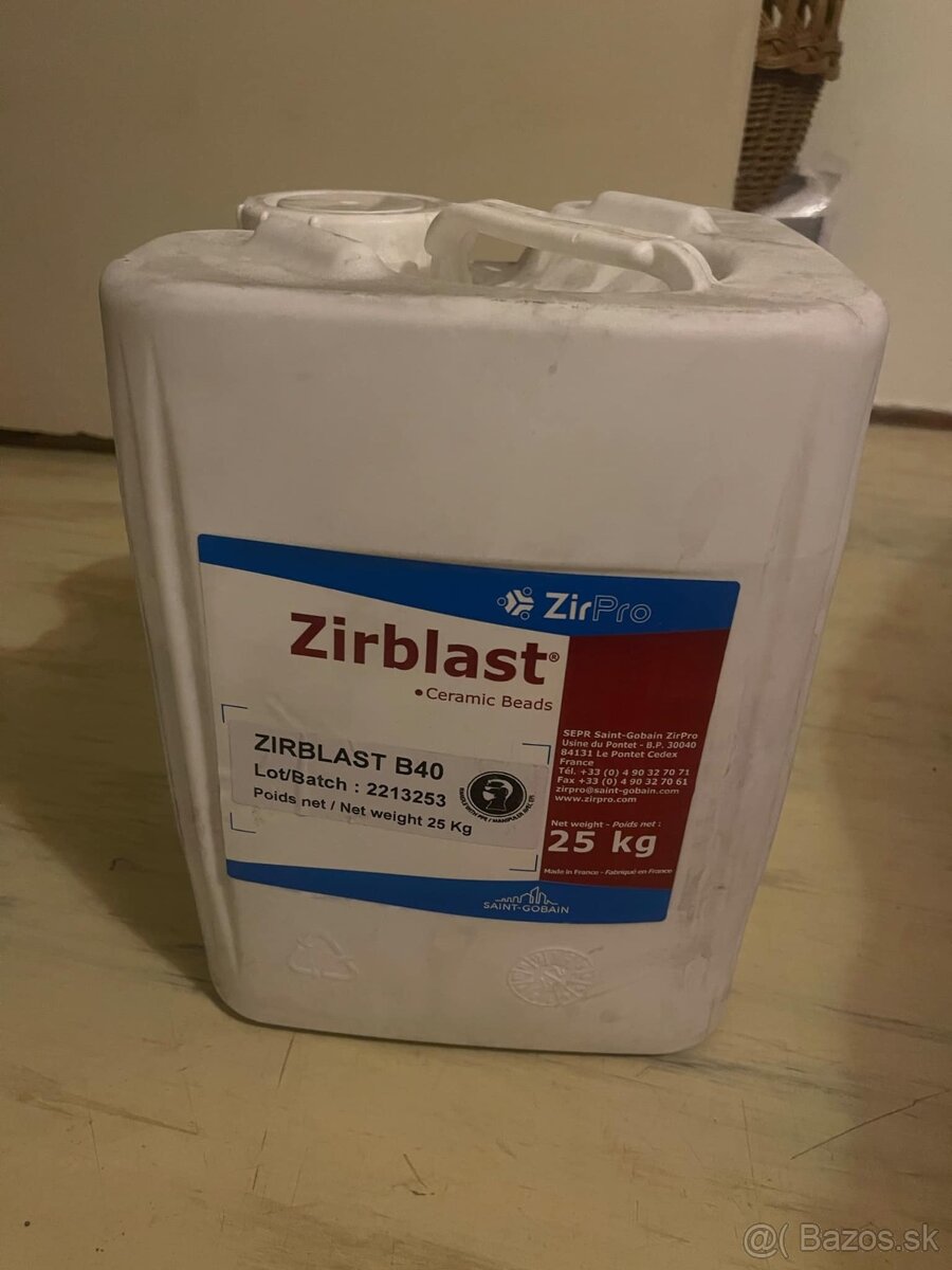 Abrazívo Zirblast B40