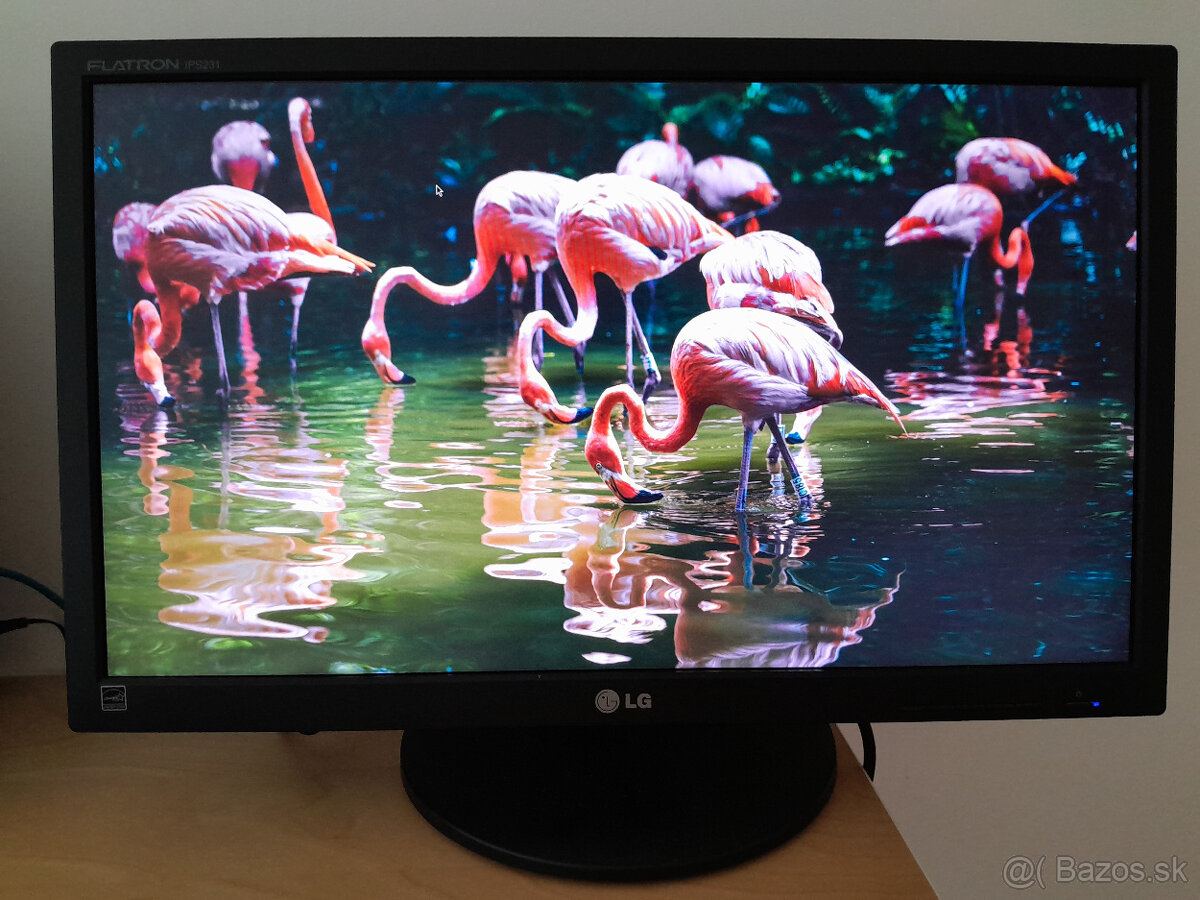 23" IPS FullHD monitor s nastaviteľným stojanom