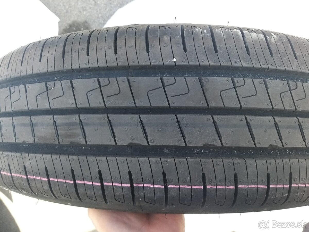 Goodyear EfficientGrip PERFORMANCE 2 175/65 R17 87H