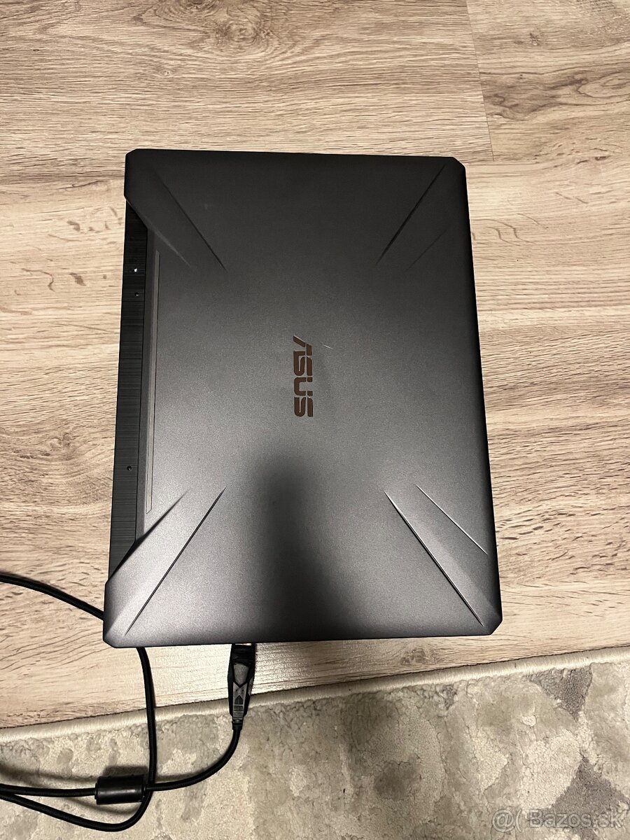 Asus tuf gaming herny notebook