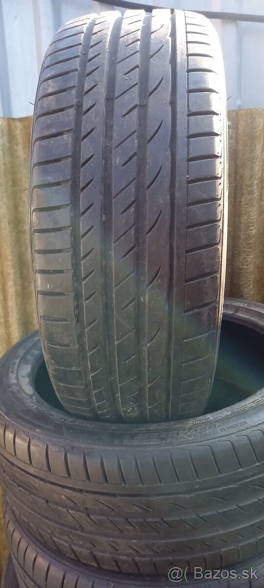 Predám letné pneu 205/40r17