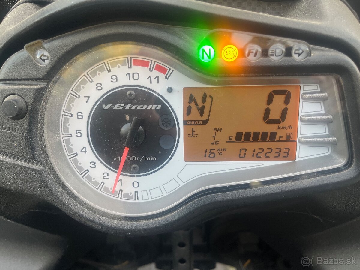 Suzuki V-STROM DL650A