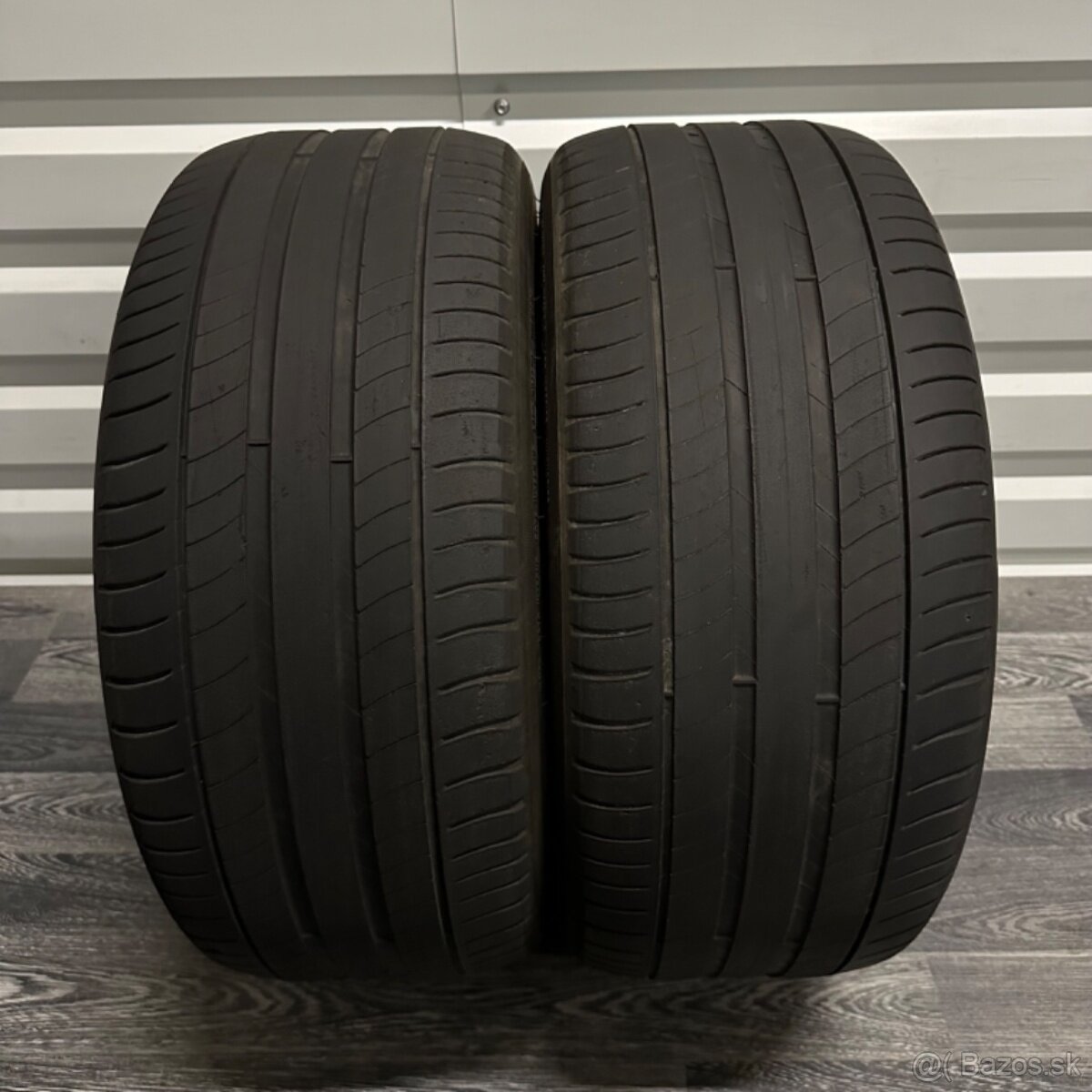 2ks pneu 235/45/17 MICHELIN