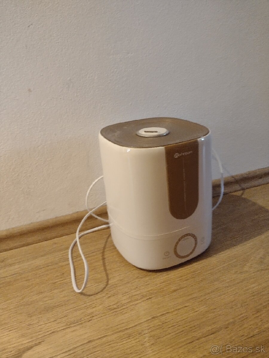 Zvlhčovač vzduchu Rohnson

ULTRASONIC HUMIDIFIER
