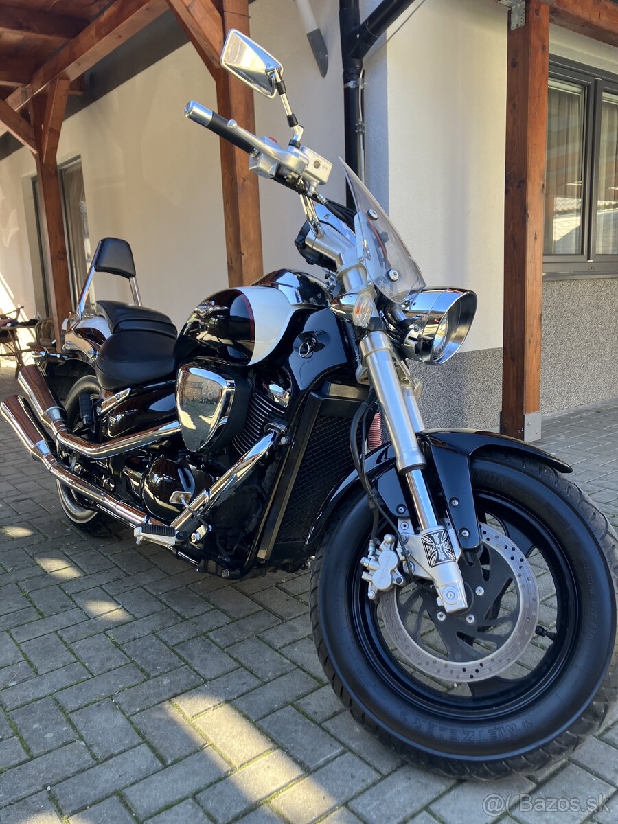 Suzuki Intruder VZ800