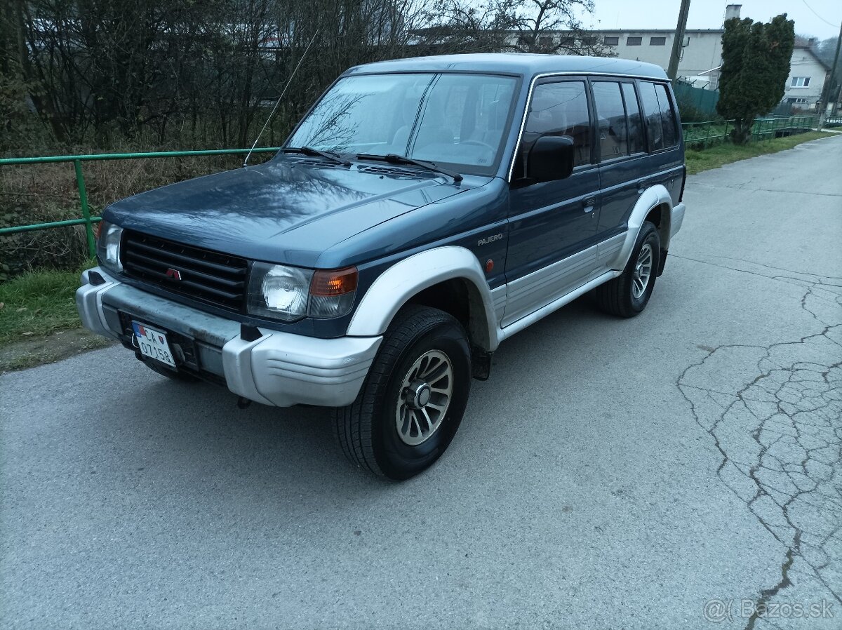 Mitsubischi pajero 2 2.5 td  superselect,