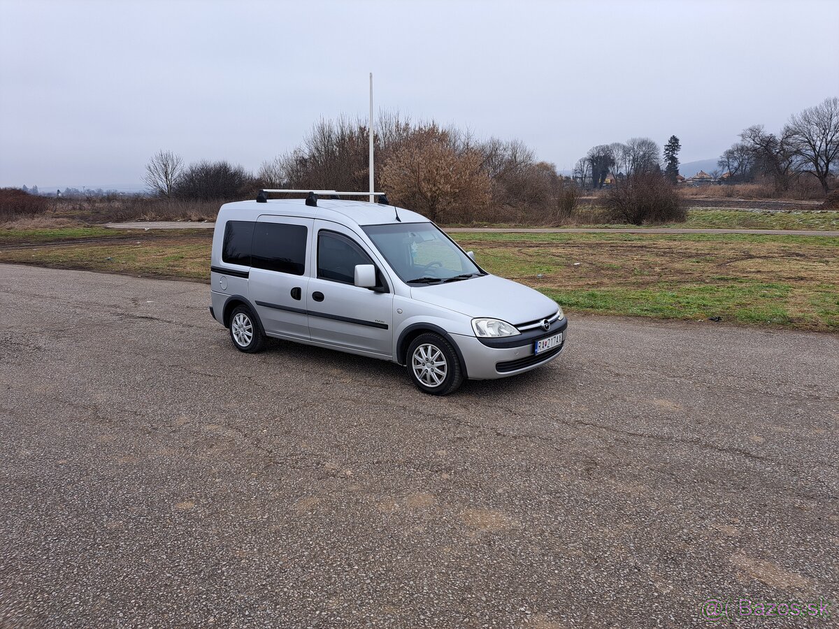 Opel combo tour