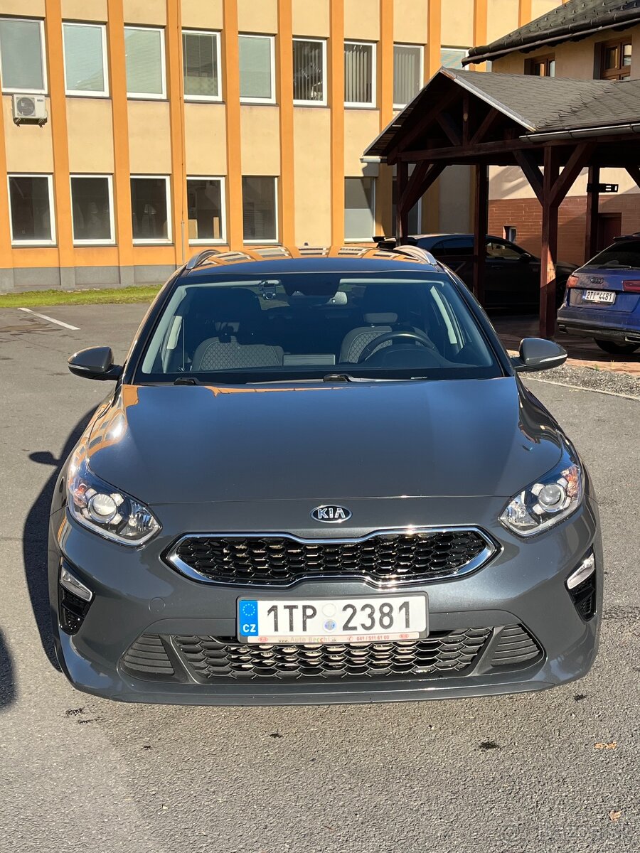 KIA Ceed SW 1.6 CRDi 100kw (136k) 2019, v záruke