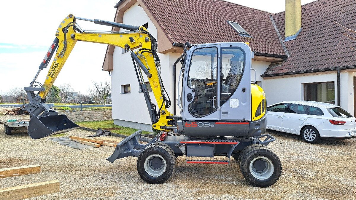 Kolesový bager Wacker Neuson 6503