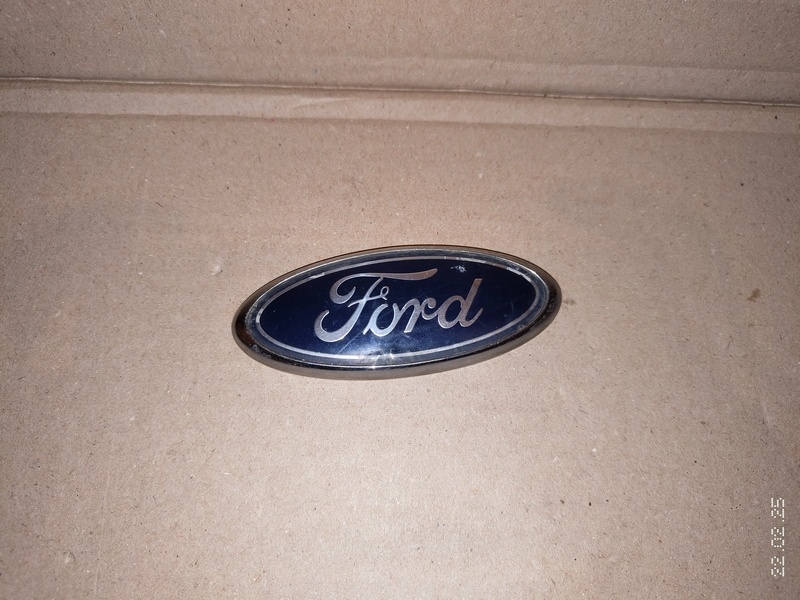 znak ford 9.5x4 cm 15€