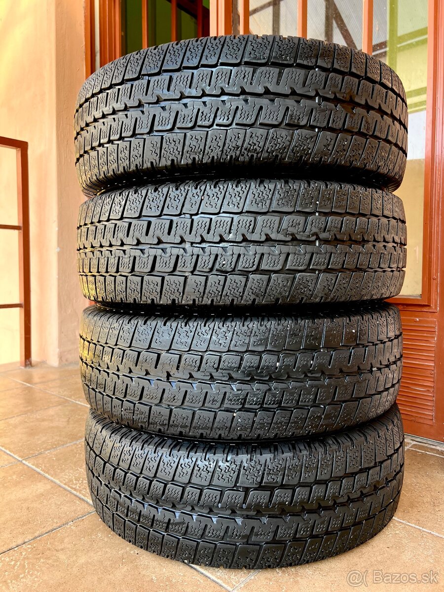 195/70 R15C zimné pneumatiky kompletná sada