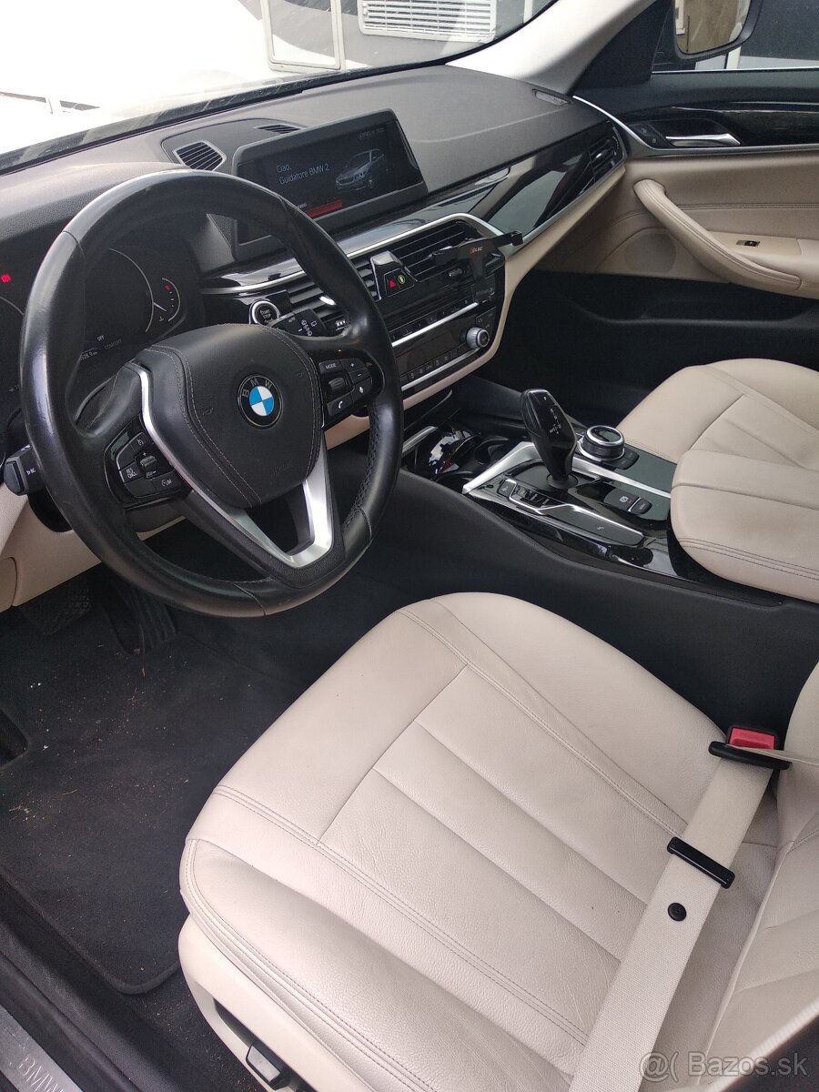 BMW 520 D. SW 2019