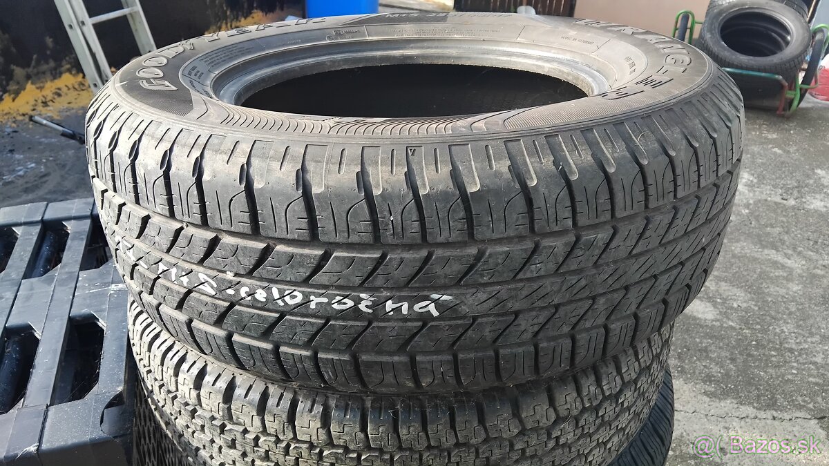 1ks.zimna pne.Goodyear wrangler 245/65r16