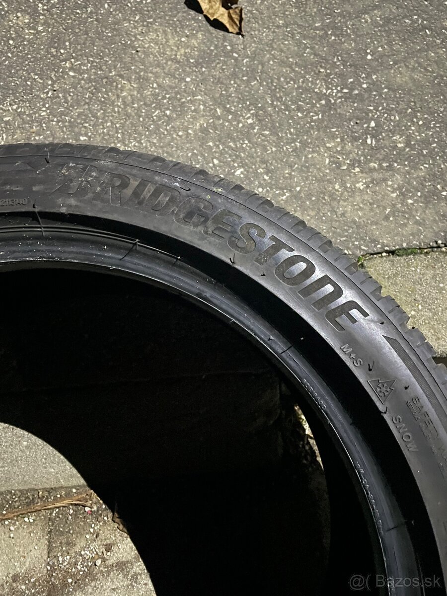 225/45r18 zimné