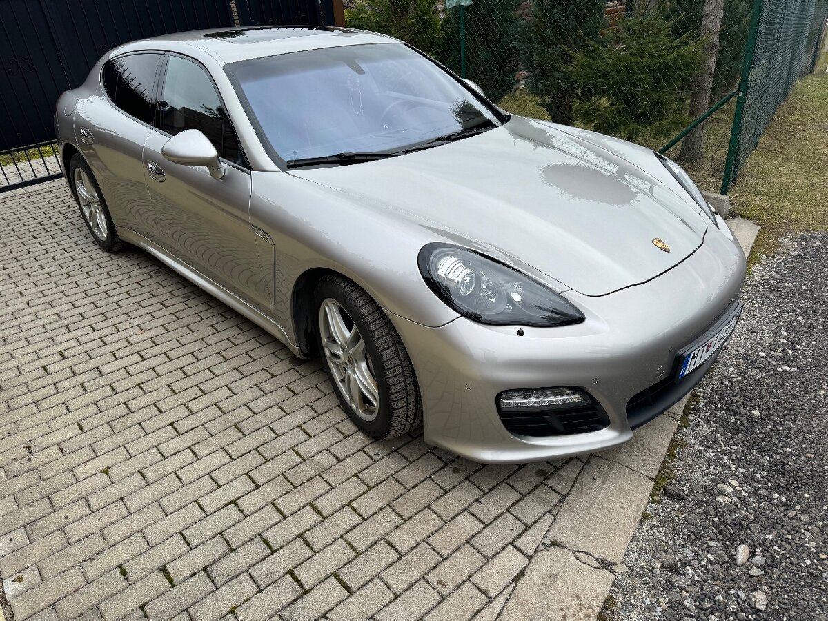 Predám Porsche panamera 4,8 v8 pdk 294kw