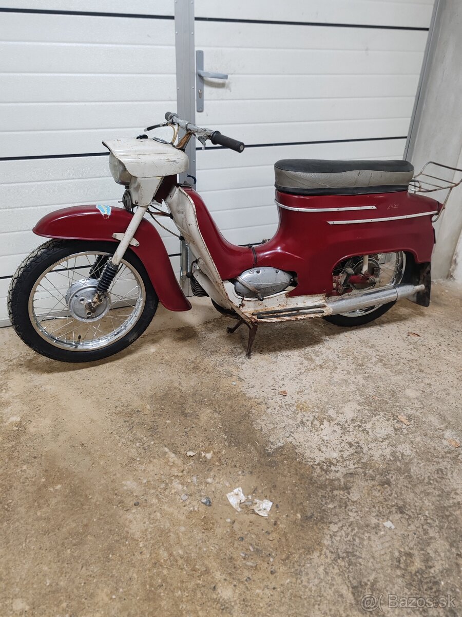 Jawa 50/20 1972 na prihlásenie