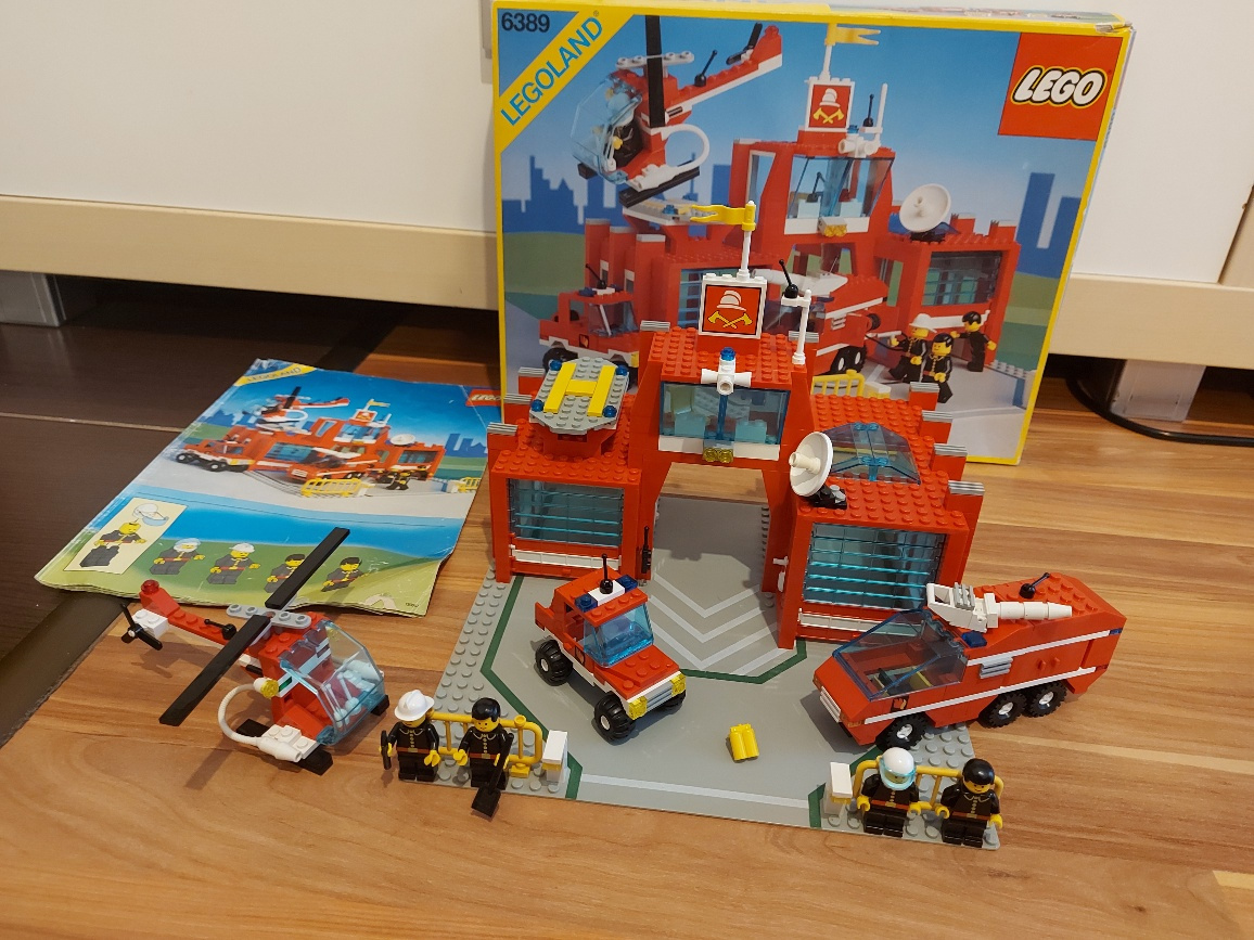 Lego City 6389 Fire Control Center