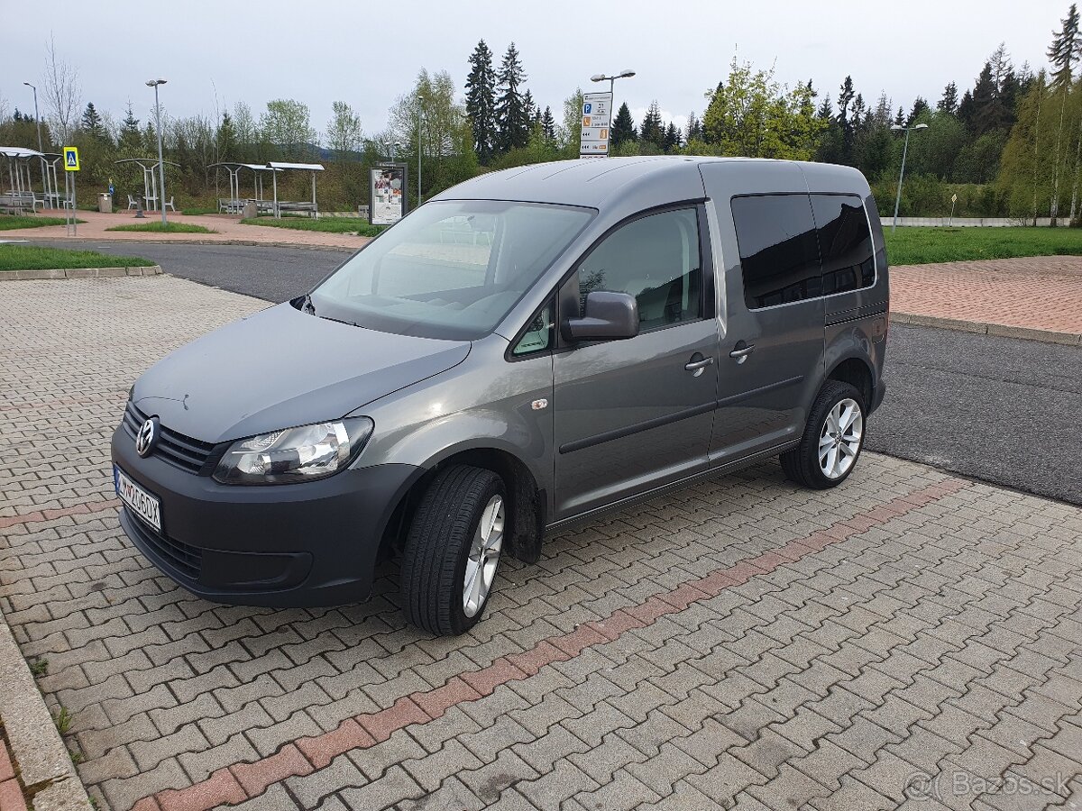 Predam vw caddy 2,0 tdi, 4x4