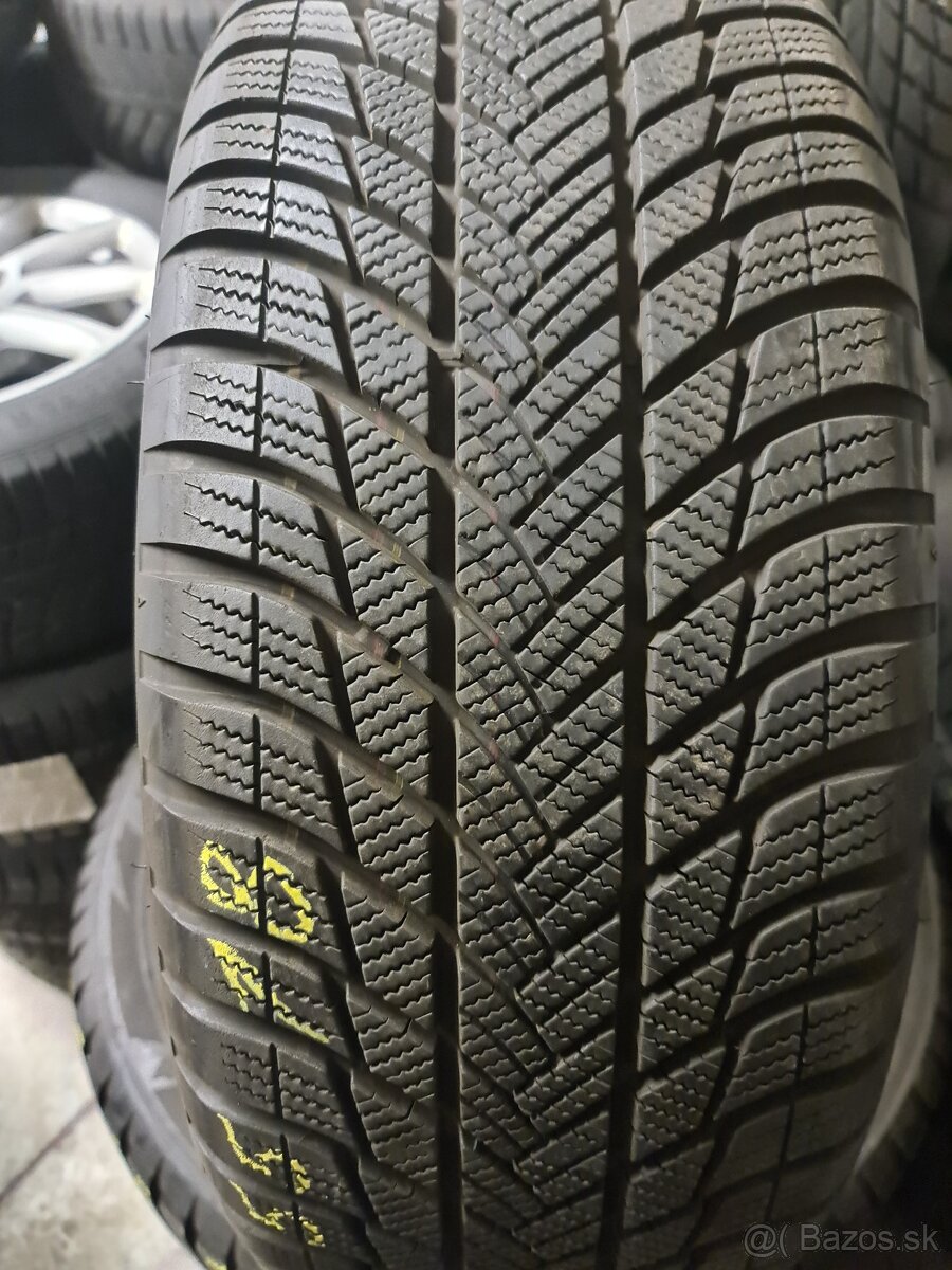 ZIMNE PNEUMATIKY BRIDGESTONE 225/55 R18