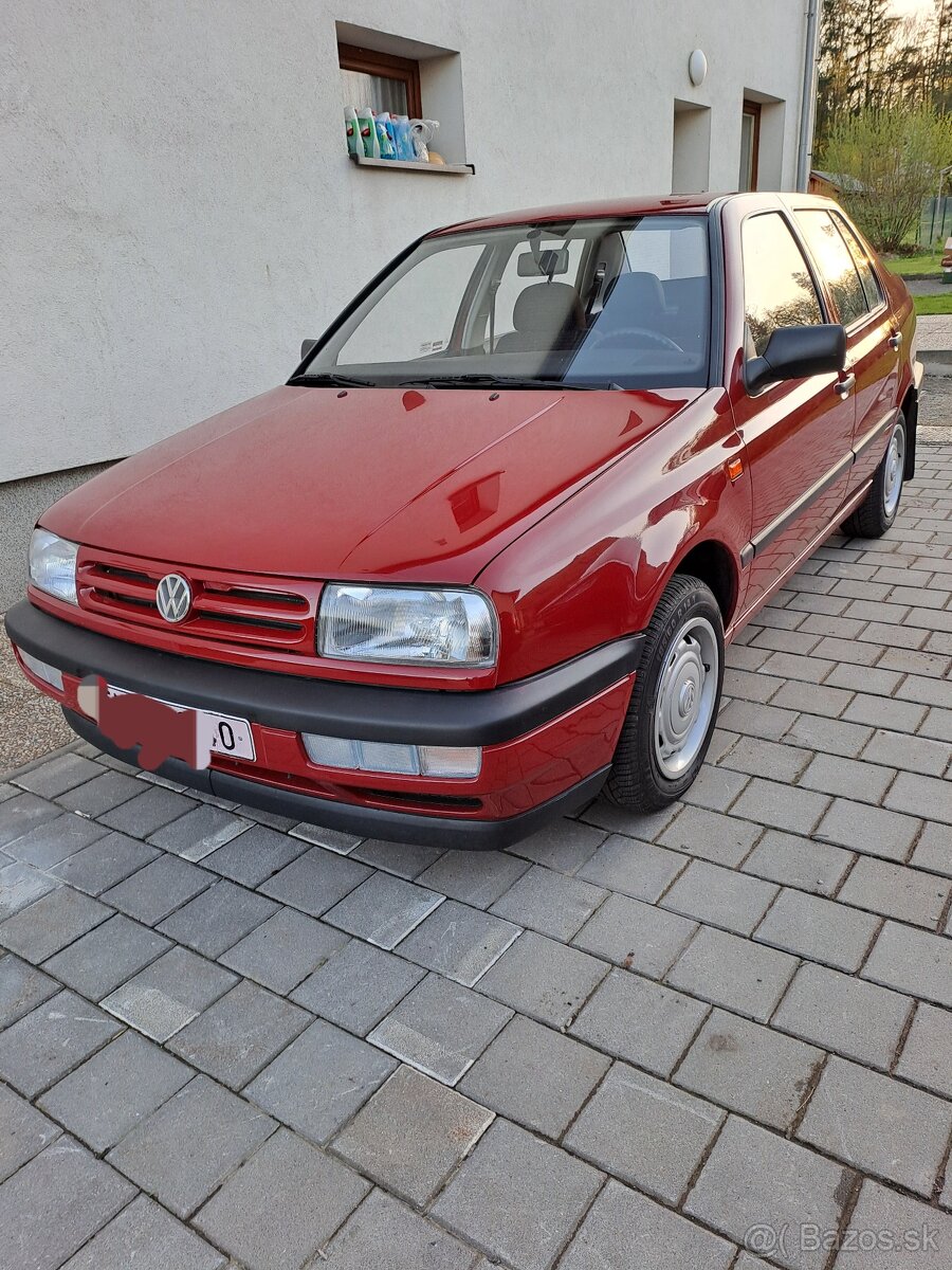 Volkswagen Vento  1.9D .47 KW.