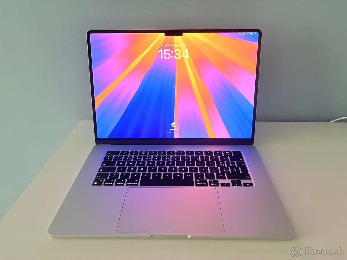 MacBook Air M2 15” 24GB 512GB Silver