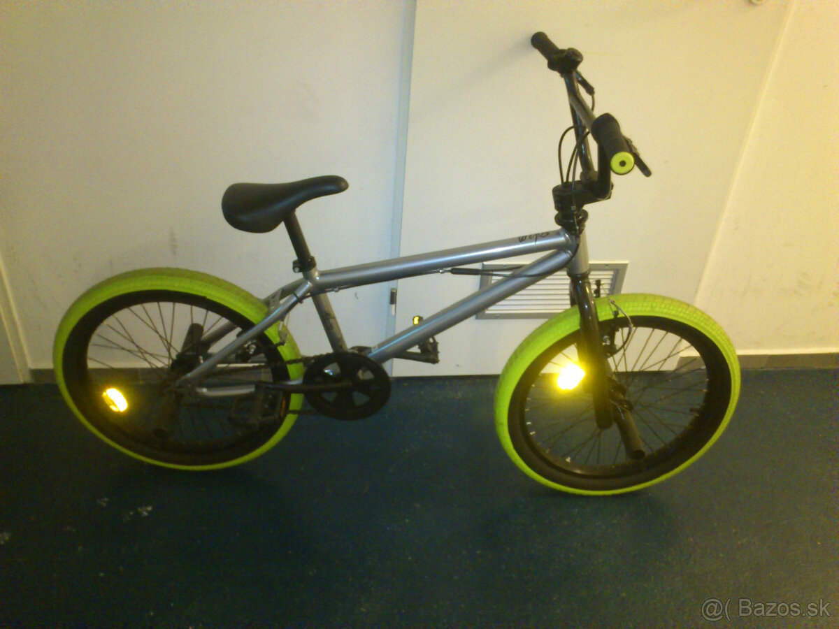 BMX bicykel