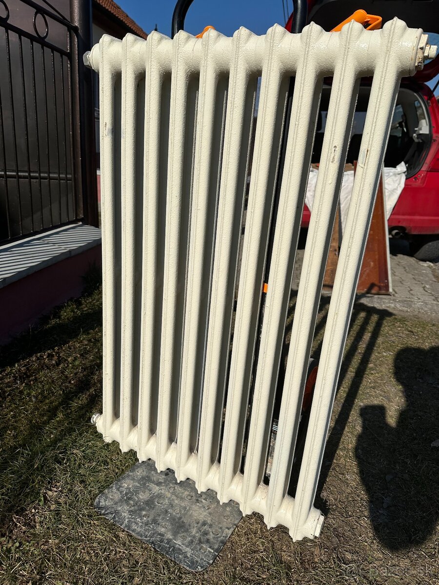 Liatinový radiator