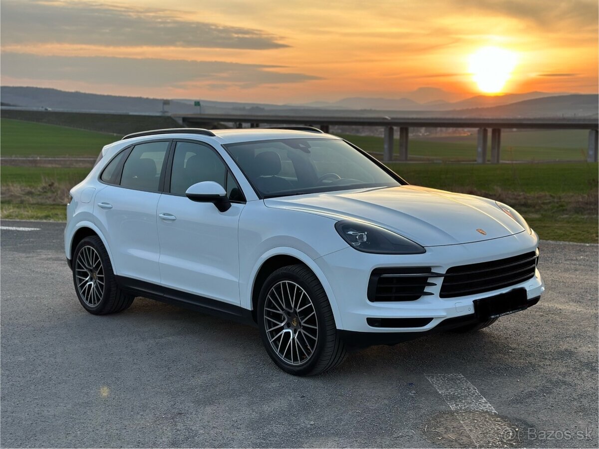 Svadobné auto PORSCHE CAYENNE TURBO 2023