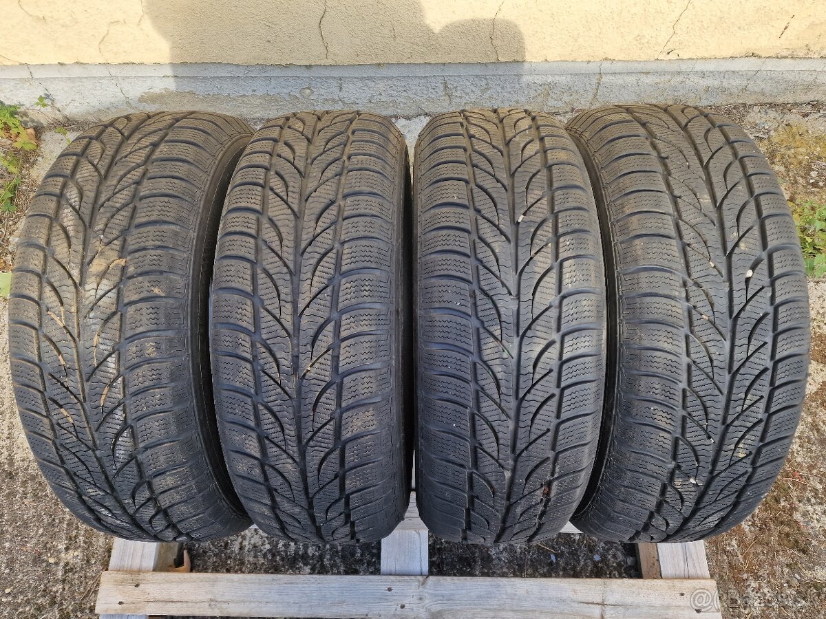 ZIMNÉ PNEUMATIKY 215/65 R16 98H