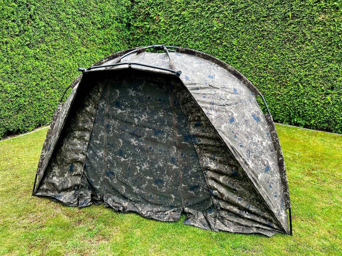 Nash Titan Hide XL Camo Pro + predný panel + moskytiera