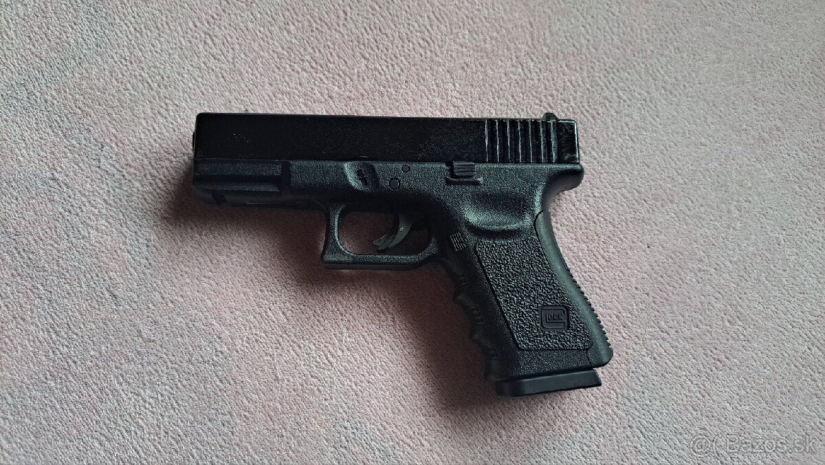 Airsoft GUN Glock19 (Plynový)