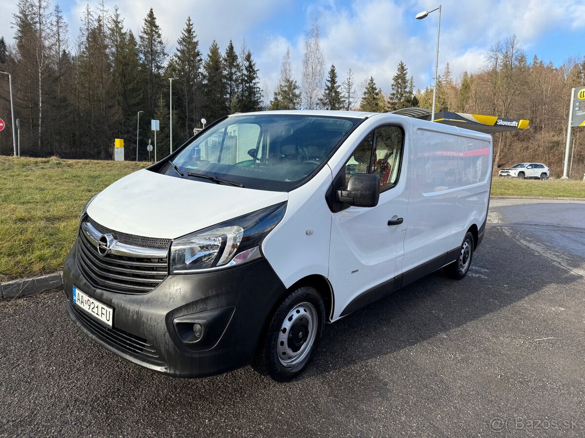 Opel Vivaro Long Biturbo