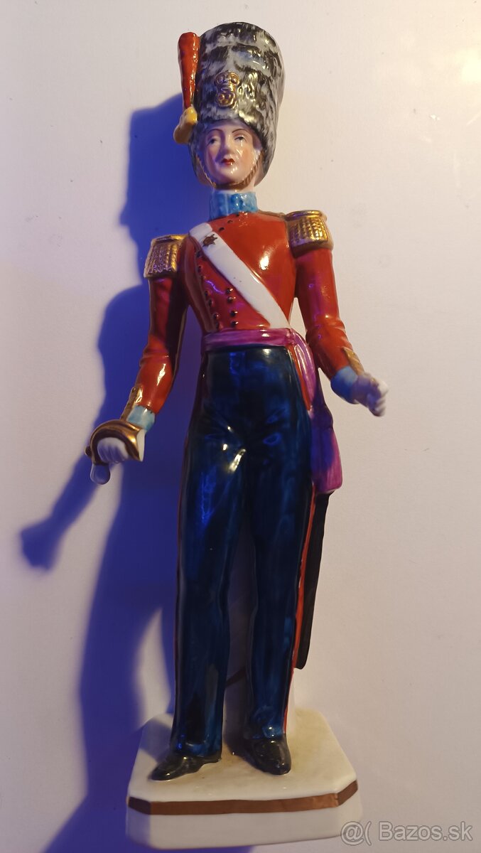 Coldstream Guards porcelánová figurína