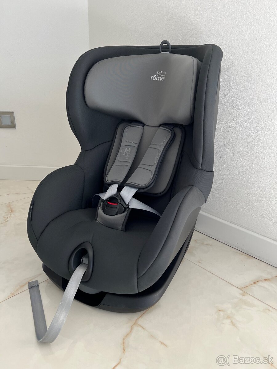 Autosedačka Britax Römer Trifix2 i-Size