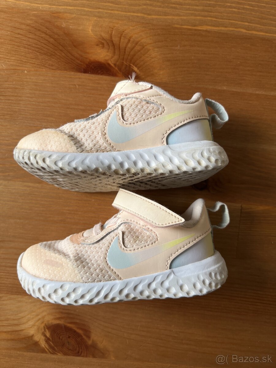 nike detske tenisky velkost C6