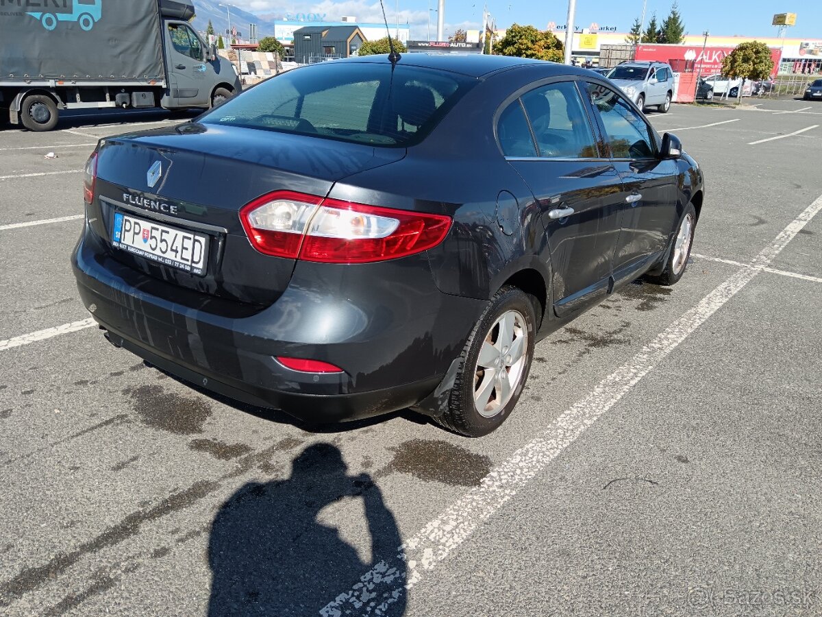 RENAULT FLUENCE