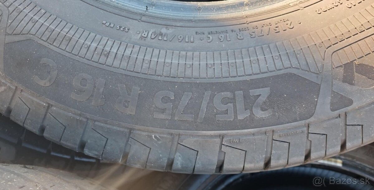 215/75 R16