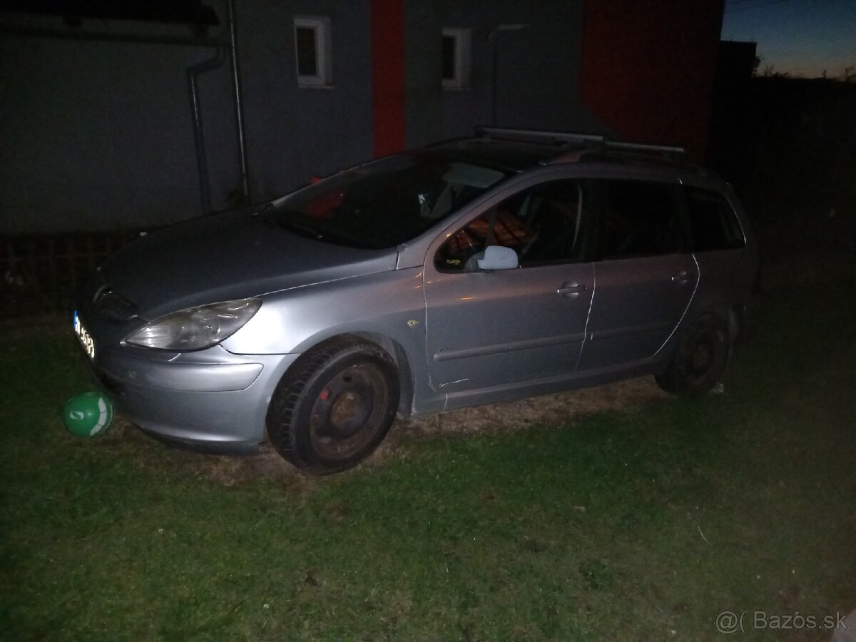 Predám na súčiastky Peugeot 307sw